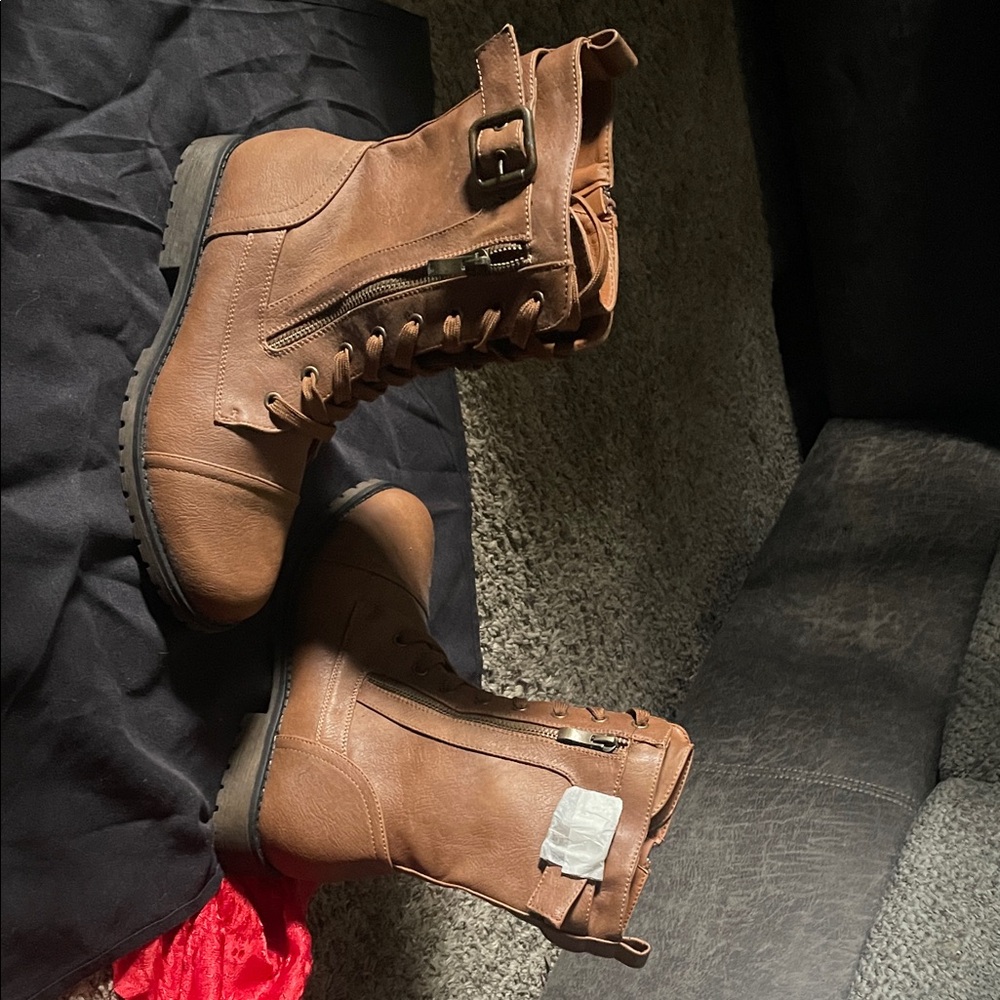 Dream Pairs Tan Combat Boots